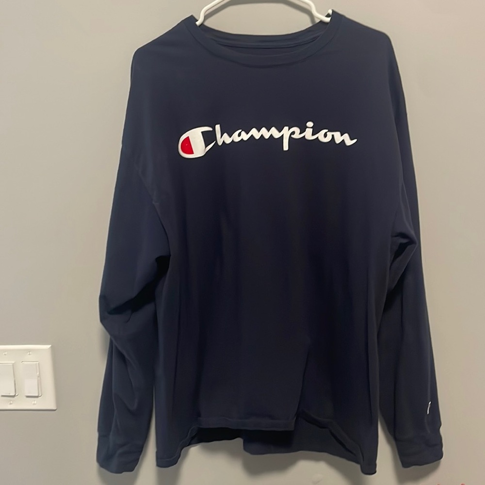 Long sleeve champion navy blue XL